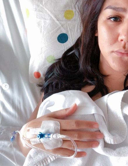 5 Potret Sissy Prescillia terbaring di rumah sakit, kelelahan syuting?