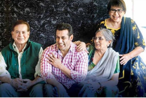 5 Seleb cantik Bollywood dapat julukan 'ibu tiri berhati malaikat'