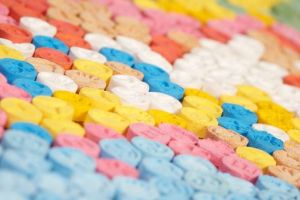 Dikira permen, bocah ini bagikan pil ekstasi ke teman sekolahnya