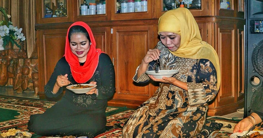 Momen epik Khofifah & Puti makan bareng, beda politik tetap bisa rukun