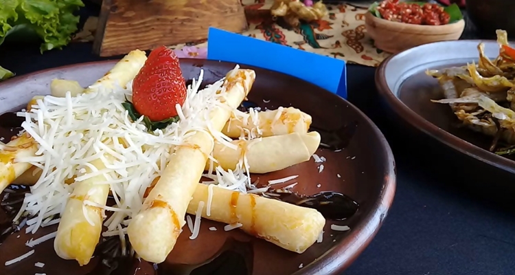 Di restoran ini kamu bisa makan gurame ala Korea ditemani hawa sejuk