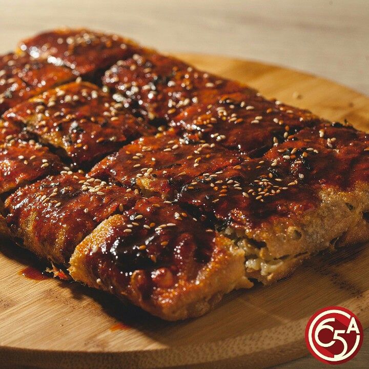 Pas buat calon mertua, ini 5 martabak asin kekinian lezatnya juara