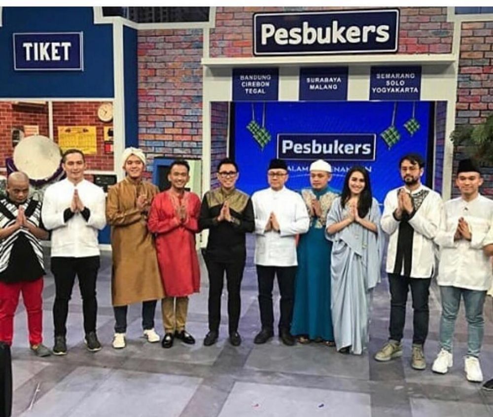 Tak peduli gosip, ini 7 momen kebersamaan Raffi-Ayu yang tuai hujatan