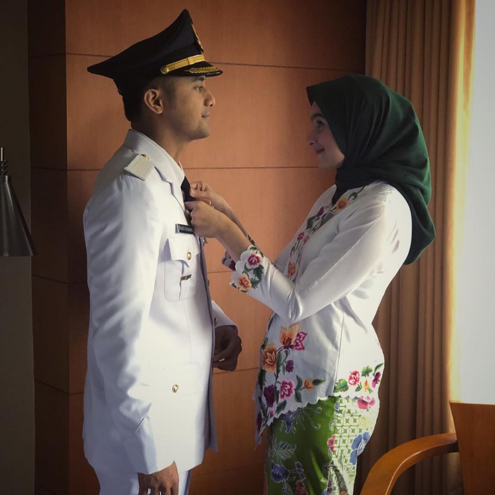 Jadi istri pejabat, 7 potret Sonya Fatmala dampingi Hengky Kurniawan