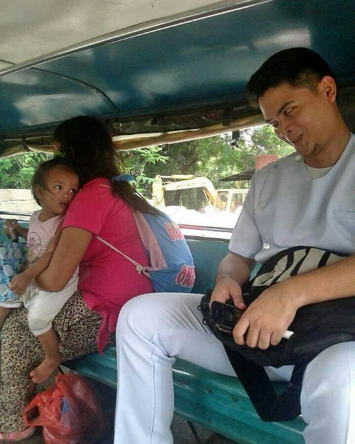 10 Polah absurd pemuda ini konyolnya bikin ketawa jengkel