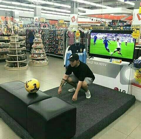 10 Polah absurd pemuda ini konyolnya bikin ketawa jengkel