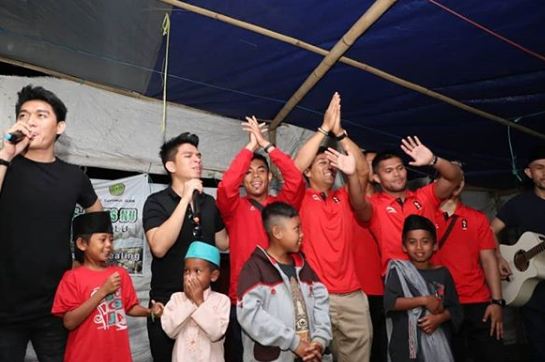 10 Momen atlet juara Asian Games bantu korban bencana di Lombok, salut
