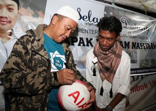10 Momen atlet juara Asian Games bantu korban bencana di Lombok, salut