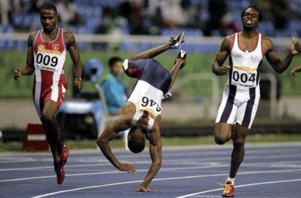 14 Momen awkward olahraga ini bikin kamu mikir ke mana-mana