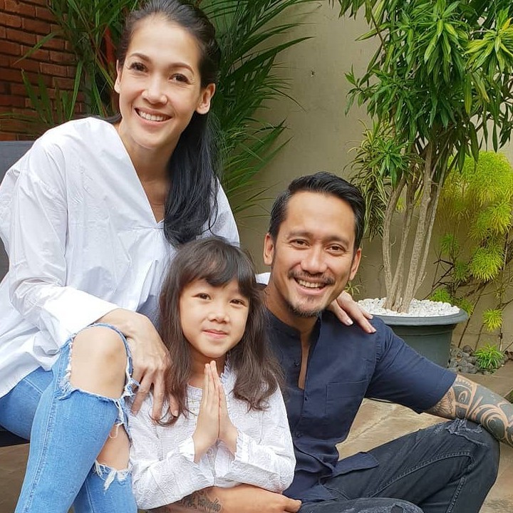 Curhat Tora Sudiro Masih Urus Pekerjaan Rumah Meski Punya Pemban Curhat Tora Sudiro Masih Urus Pekerjaan Rumah Meski Punya Pemban