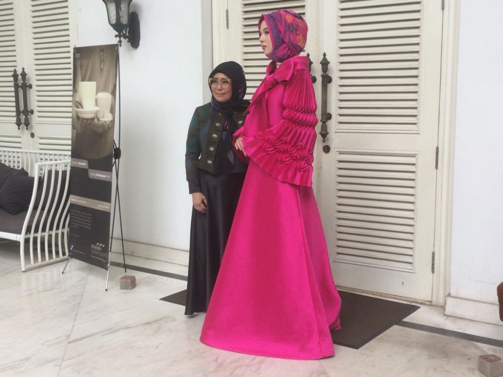 Koleksi 6 desainer Indonesia yang tampil di Paris Fashion Week 2018
