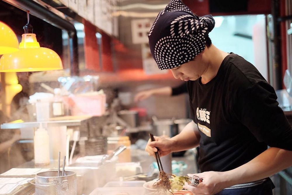 10 Gaya santai Ginting di luar lapangan, bikin cewek makin kesengsem