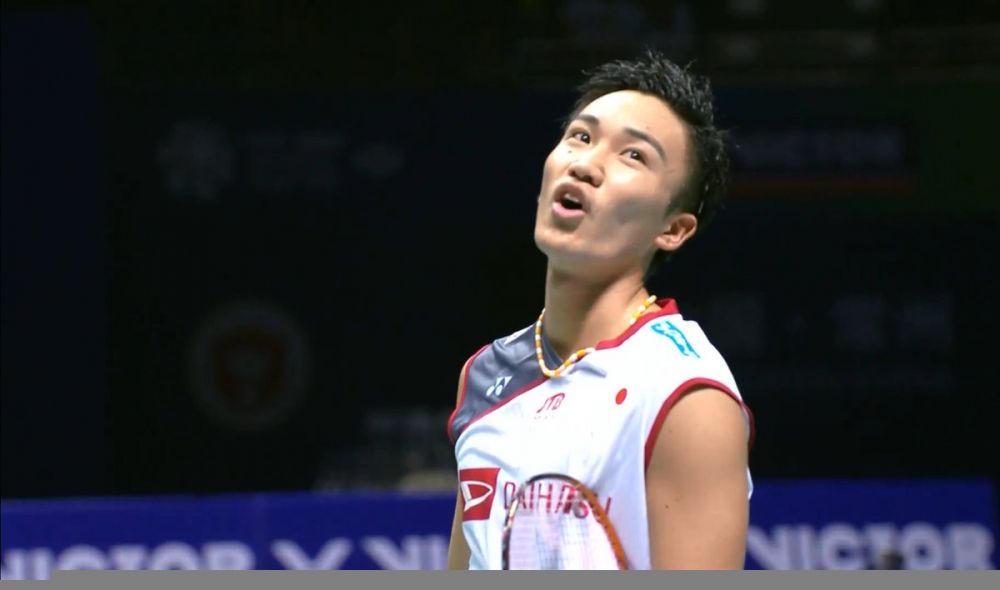 6 Ekspresi gemas Kento Momota saat lawan Ginting di final China Open
