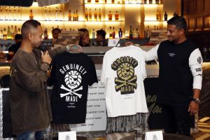 Rilis produk premium, Untold gandeng jam tangan asal London