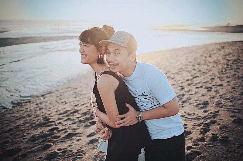 Momen pengantin baru, ini potret kemesraan 7 pasangan seleb Tanah Air