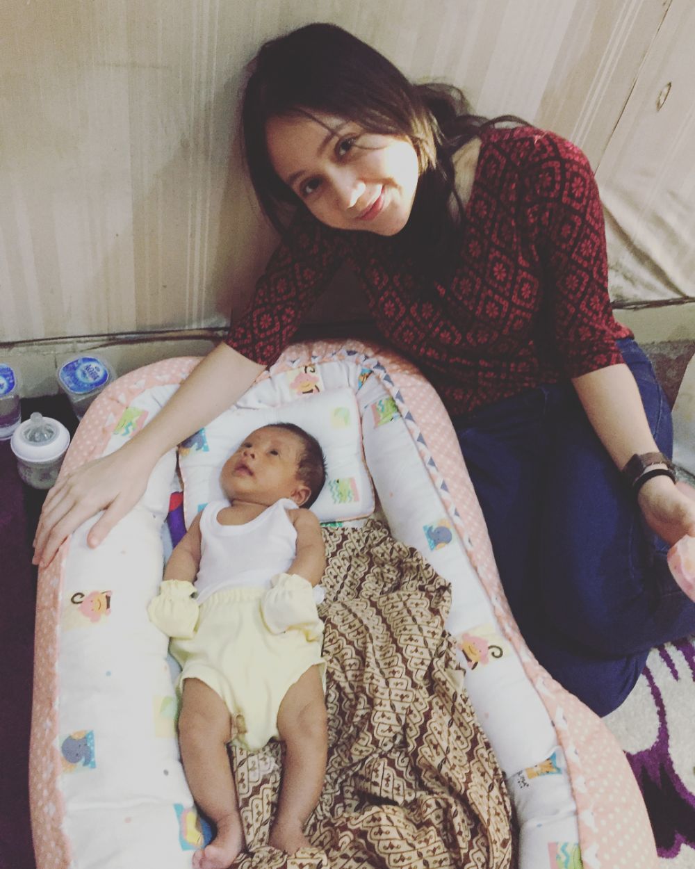 Lama tak muncul di TV, ini 10 potret terbaru 'Eneng' Kaos Kaki Ajaib