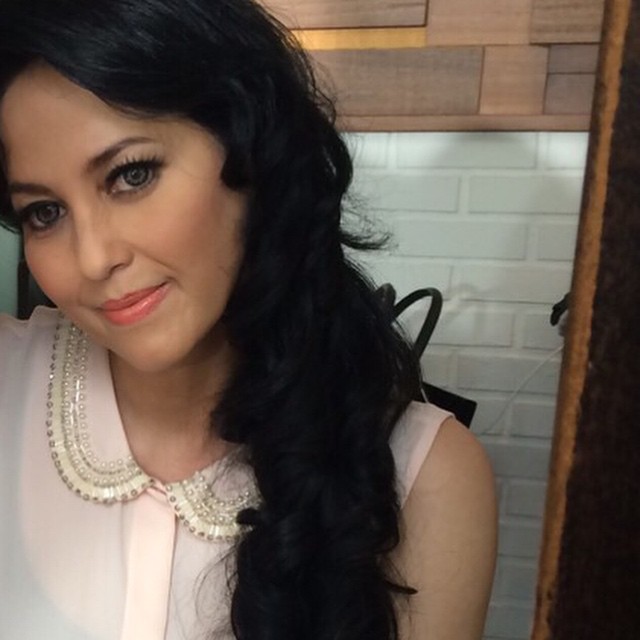 Usia 50 tahun lebih, 8 potret Meriam Bellina ini bukti cantiknya awet