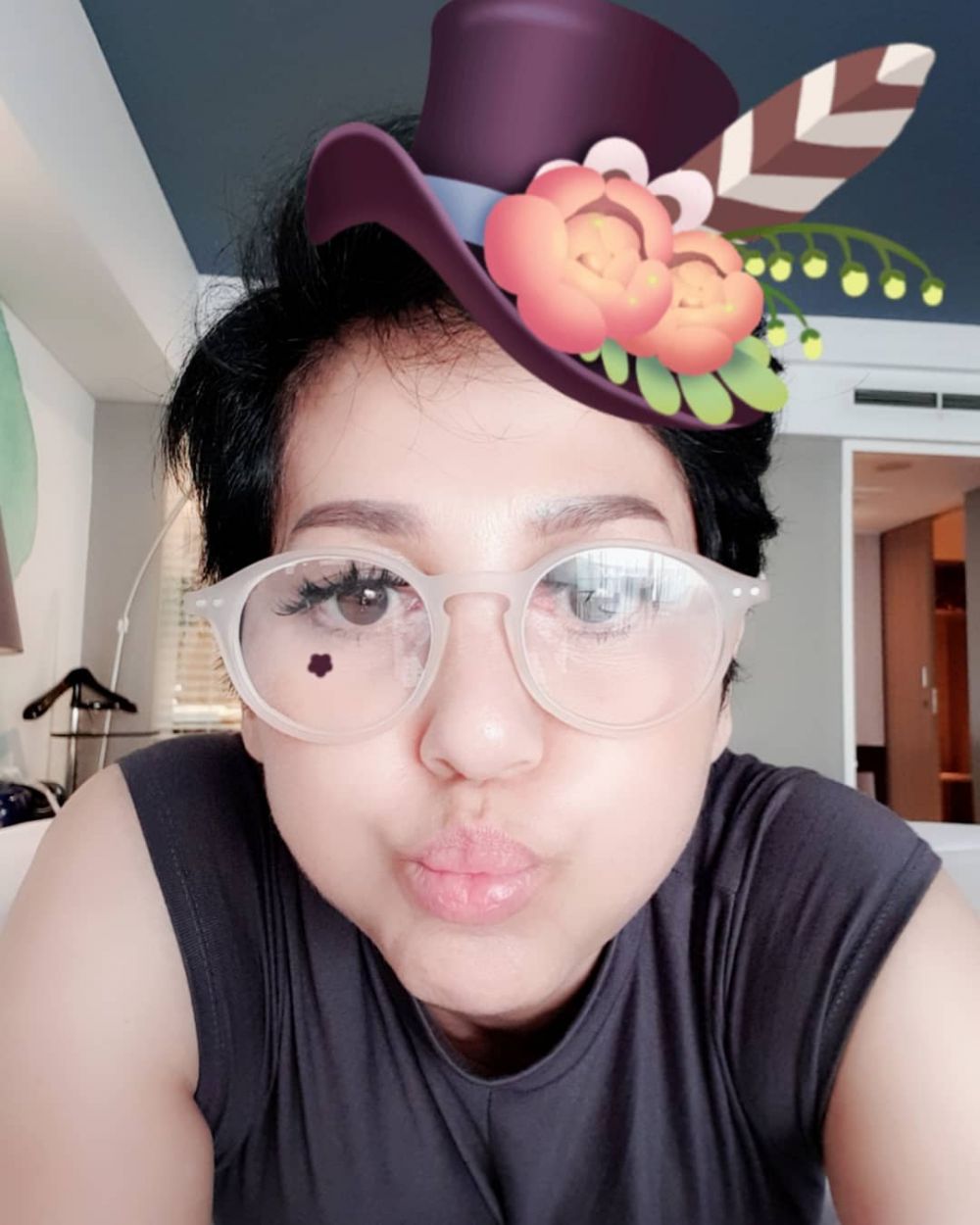 Usia 50 tahun lebih, 8 potret Meriam Bellina ini bukti cantiknya awet