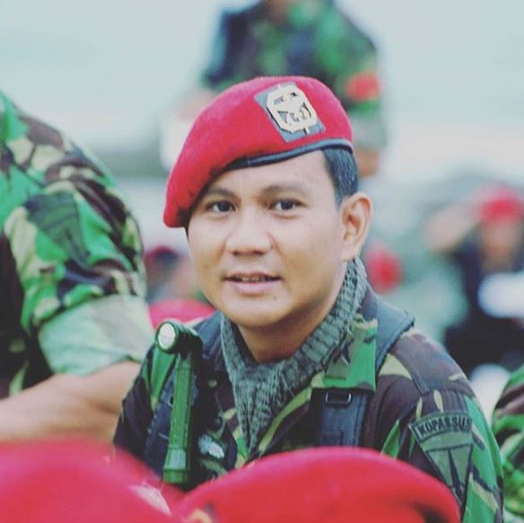 15 Foto Prabowo saat masih muda ini dijamin bikin pangling