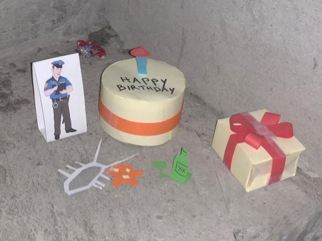 Temukan kecoa mati sendirian, pria ini lakukan 8 aksi kocak 