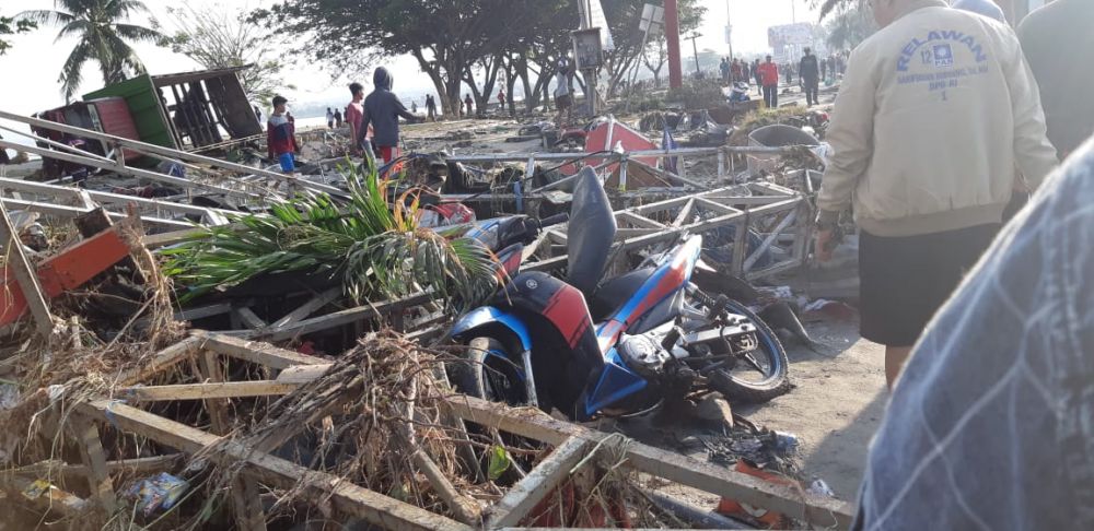 7 Potret kondisi pesisir pantai Palu usai tsunami, rata dengan tanah