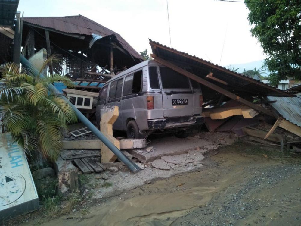 7 Potret kondisi pesisir pantai Palu usai tsunami, rata dengan tanah