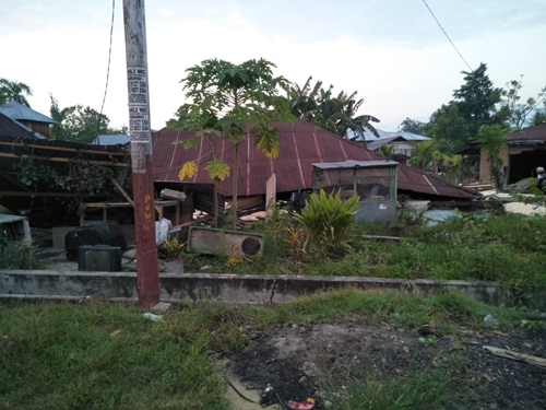 15 Potret memilukan kerusakan jalanan dan bangunan di Palu-Donggala