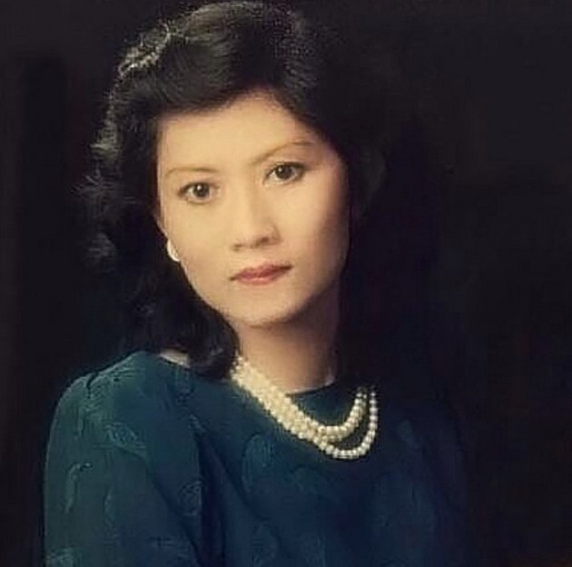 10 Potret Ani Yudhoyono saat muda, bukti cantiknya tak berubah