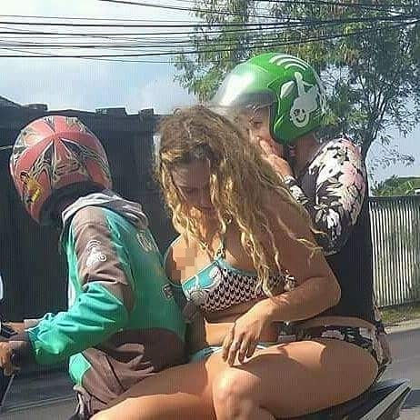 8 Potret kelakuan penumpang ojek online ini bikin ketawa tepuk jidat