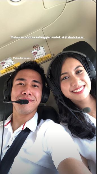 Belum lama pacaran, begini cara romantis Ryuji Utomo lamar kekasihnya