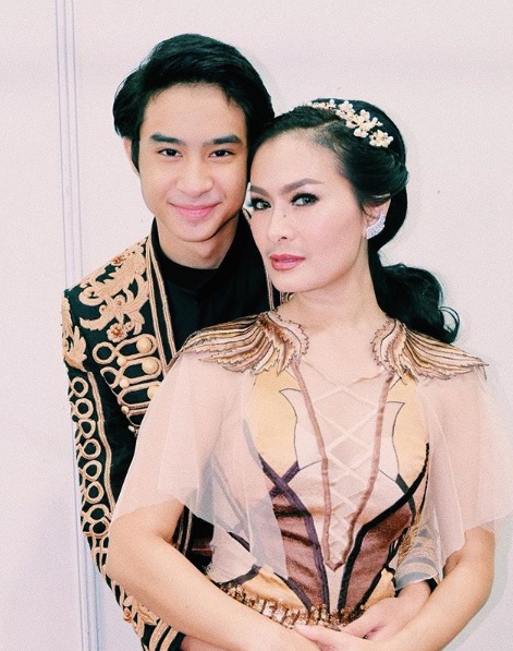 6 Anak seleb ini jadi korban bully karena kontroversi orangtuanya