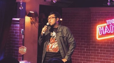 Selain jago stand up, 5 komika ini ternyata juga seorang penyiar radio