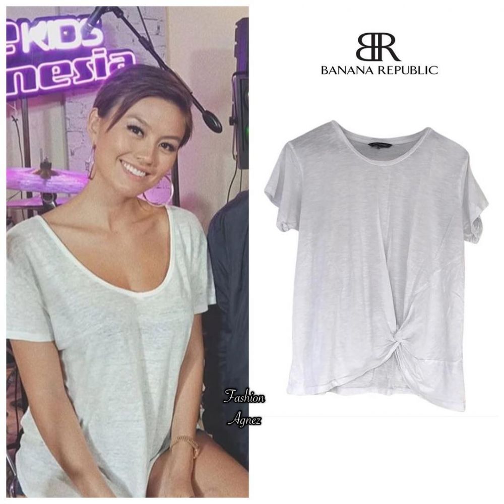 Tak melulu mewah, ini 10 fashion item Agnez Mo di bawah Rp 500 ribu