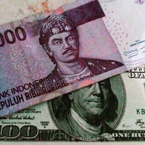 10 Meme 'Dolar mengamuk vs Rupiah melemah' ini bikin tersenyum kecut