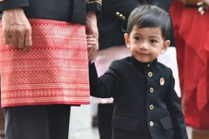 7 Momen menggemaskan Jan Ethes saksikan pembukaan Asian Para Games