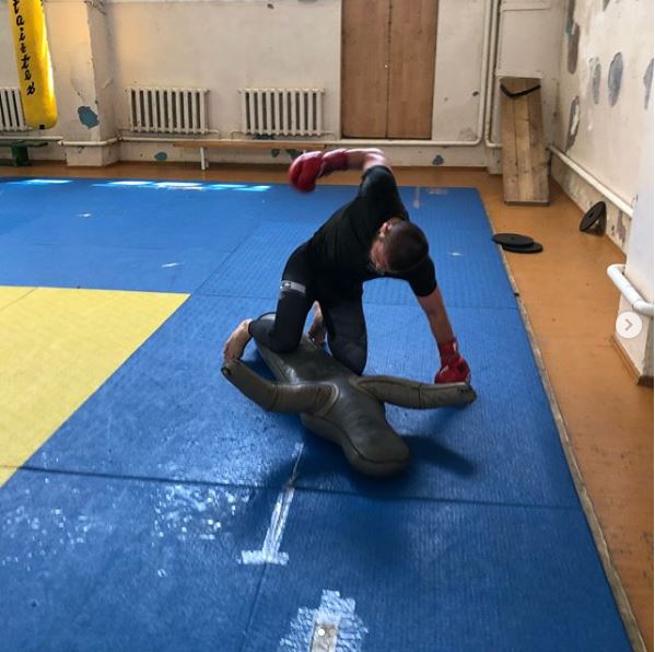 10 Gaya Khabib di luar ring, petarung UFC yang kalahkan McGregor