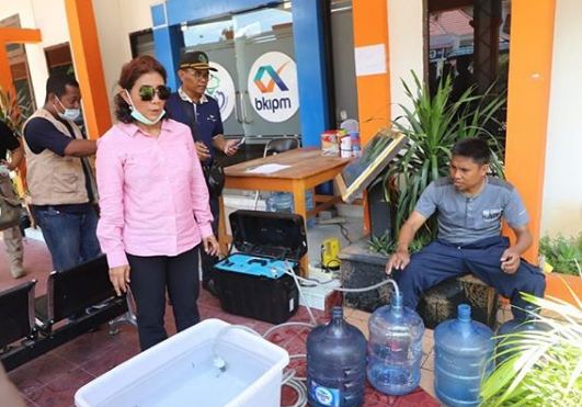 10 Momen Susi Pudjiastuti beri pasokan bantuan ke Palu, cepat & sigap
