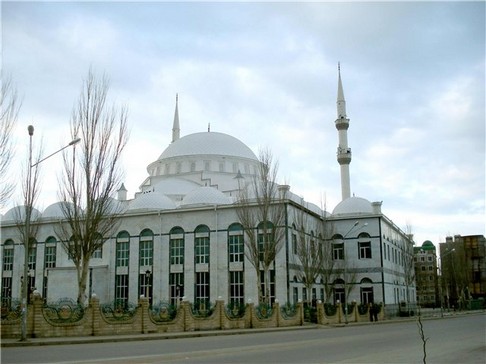 10 Fakta Dagestan, kota mayoritas muslim asal Khabib Nurmagomedov