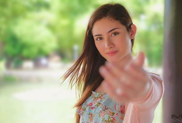 10 Gaya seksi Jazz Ocampo, cewek cantik pemeran film Santet