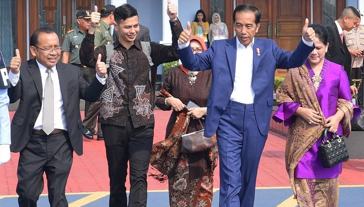 8 Momen Jokowi belajar bahasa isyarat untuk Asian Para Games 2018