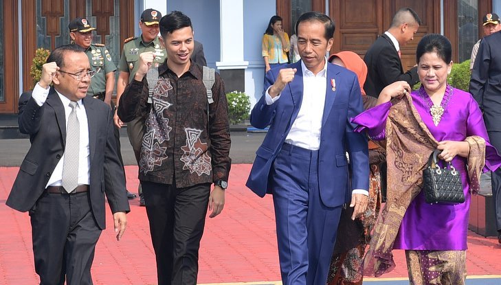 8 Momen Jokowi belajar bahasa isyarat untuk Asian Para Games 2018