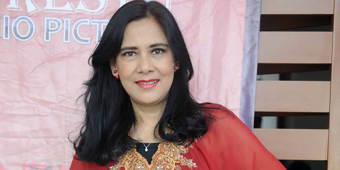 7 Potret lawas Lydia Kandou era 90-an, bukti cantiknya tak berubah