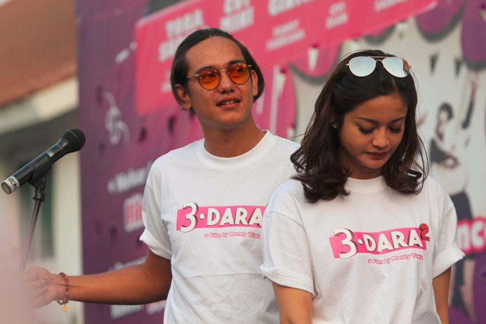 10 Potret Ovi Dian, sosok istri adipati Dolken di film 3 Dara 2