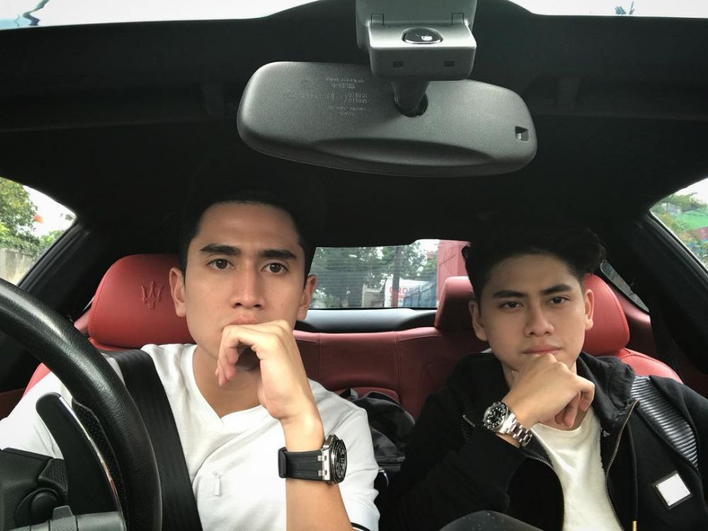 10 Potret akur dan kompaknya Verrel Bramasta dengan Athalla Naufal