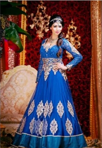 Desain 9 gaun pengantin terinspirasi putri Disney ini unik dan elegan