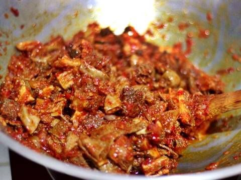 Dikenal lezat, 5 makanan khas Indonesia ini malah bikin bule jijik