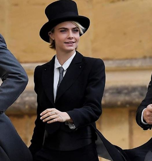 Jadi sorotan, ini 10 gaya nyentrik Cara Delevingne di royal wedding