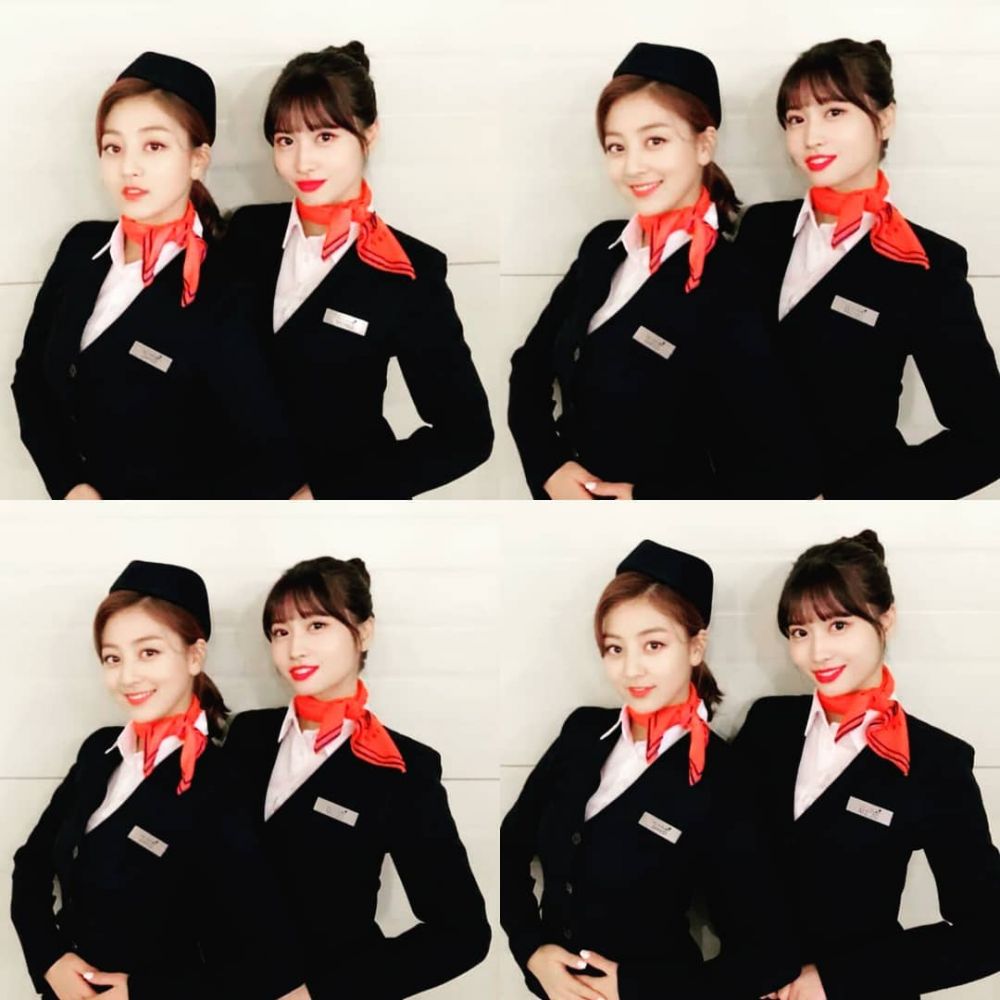 5 Potret season greeting girlband Twice, bertema maskapai penerbangan