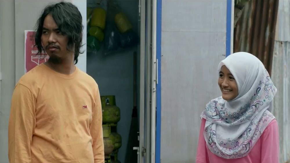 7 Seleb cantik ini pernah jadi lawan main Dodit Mulyanto di film