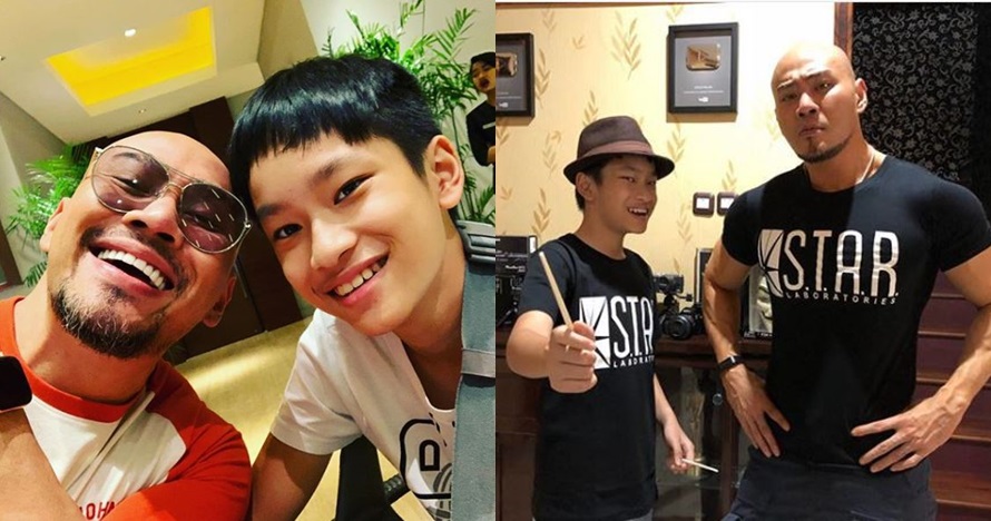 Single parent, ini 7 potret kebersamaan Deddy Corbuzier & anaknya